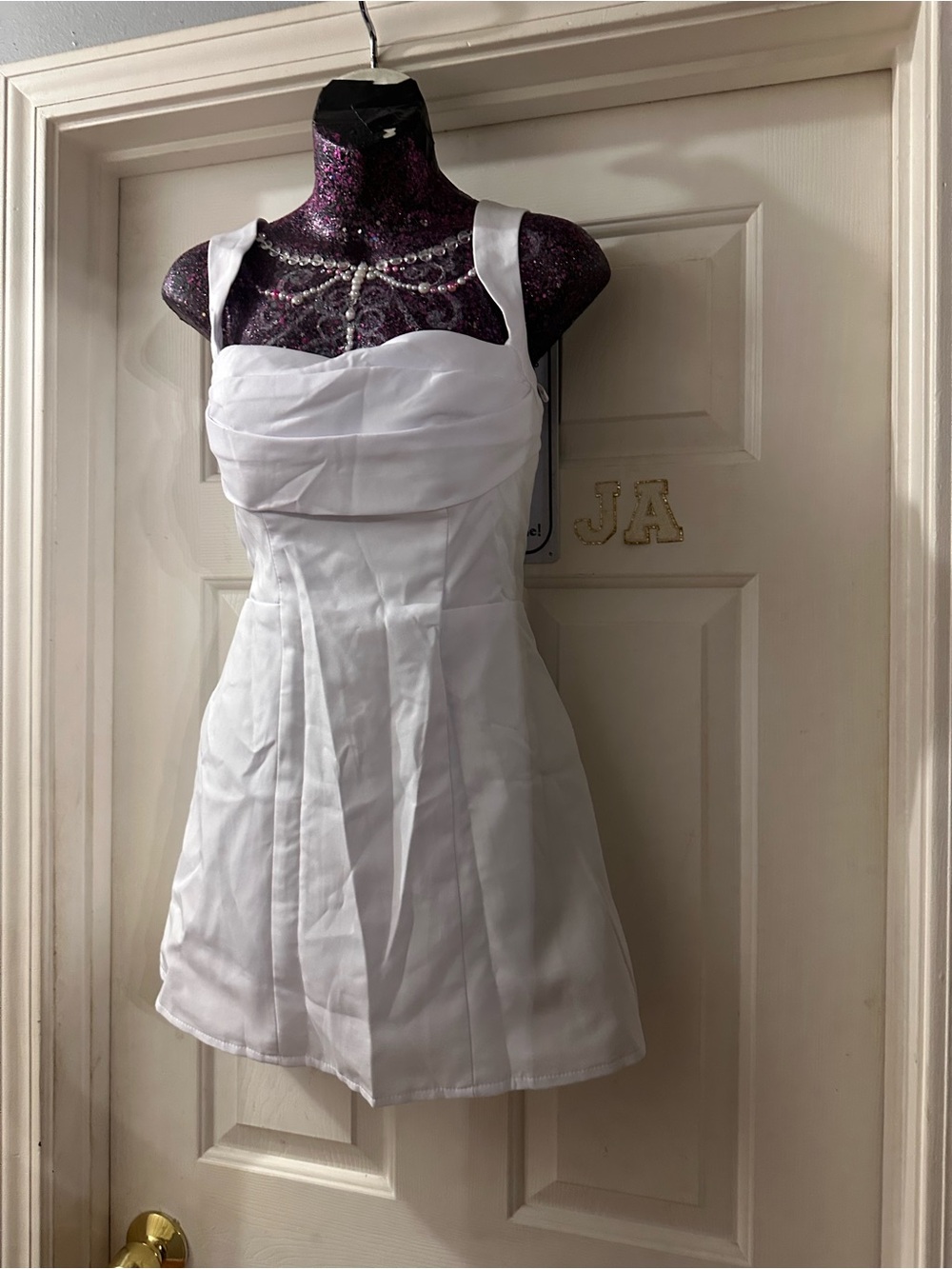 Classic White Square-Neck Mini Dress with Pleated Skirt